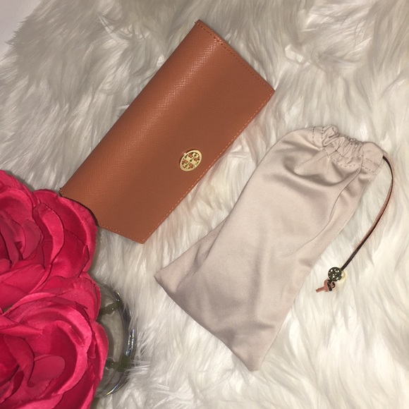 ☀️ New Item- Tory Burch SunGlasses ☀️ - Picture 5 of 6